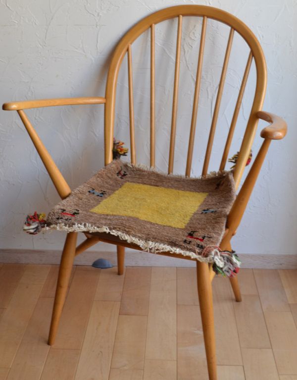 シュガーボウル　アンティーク雑貨　ギャッベ。お部屋のちょっとしたアクセントに取り入れやすいアイテムです。(b-177)