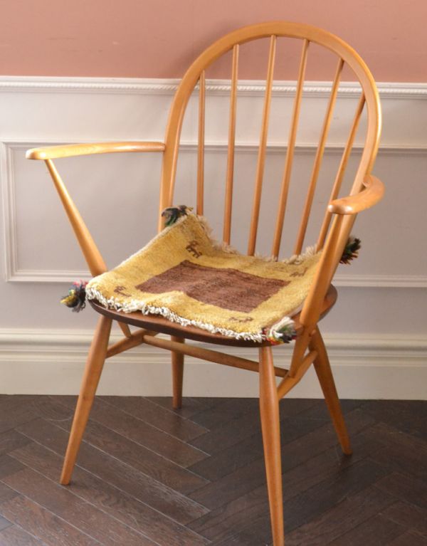 シュガーボウル　アンティーク雑貨　ギャッベ。お部屋のちょっとしたアクセントに取り入れやすいアイテムです。(b-190)