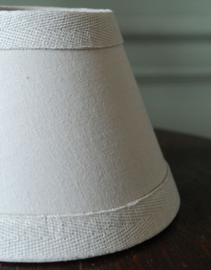 コントワールドファミーユ 照明・ライティング コントワール・ド・ファミーユの布シェードセルジュ (コントワール・ド・ファミーユ)。どんなシーンにも合わせやすいシンプルライン。(cf-705)