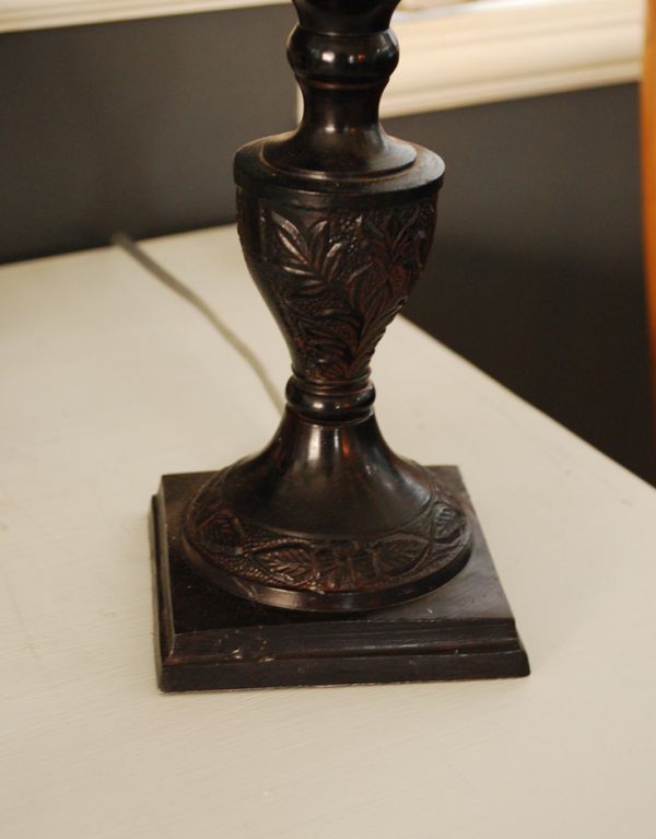 コントワールドファミーユ 照明・ライティング コントワール・ド・ファミーユのテーブルランプ(ロマンスローズ)。アンティーク風に仕上げたブラウンのスタンドです。(cfs-187)