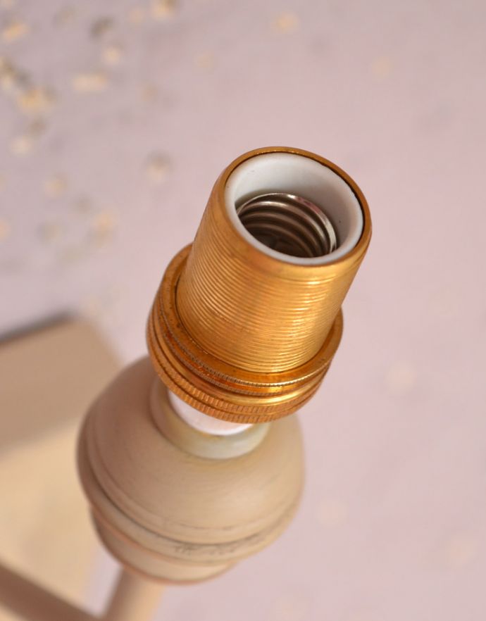 コントワールドファミーユ　インテリア雑貨　コントワール・ド・ファミーユのウォールブラケット（マチルド）（Ｅ17シャンデリア球）。量販店で購入OKな国産球（E17タイプ・40Wまで）が使用できます。(cfs-234)