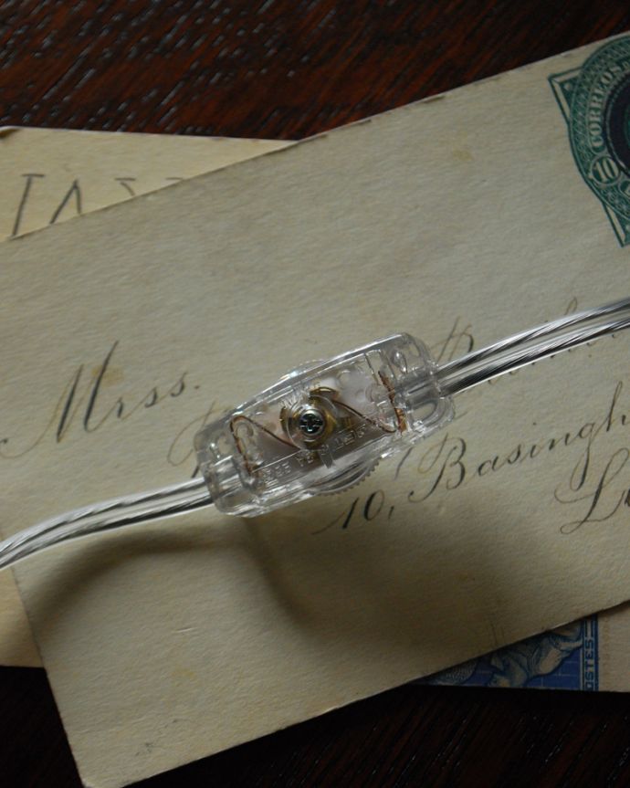 コントワールドファミーユ 照明・ライティング コントワール・ド・ファミーユのテーブルランプ(レジュニ)(E26球付)。スイッチです。(cfs-244)