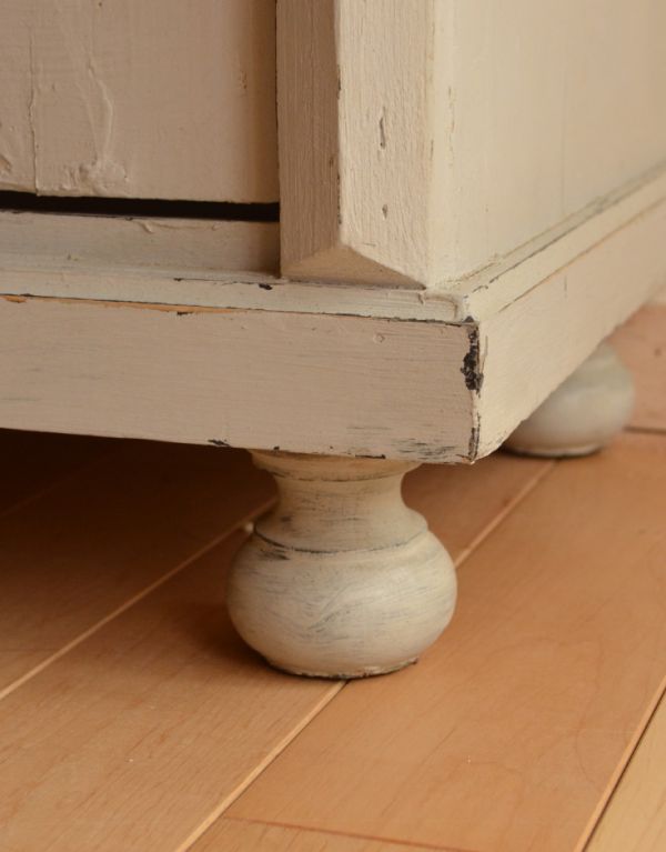 アンティークのキャビネット アンティーク家具 フランスのアンティーク収納家具、グリアージュキャビネット。玉ねぎ形の脚。(d-1044-f)