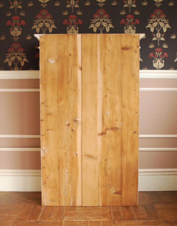 アンティークのキャビネット アンティーク家具 アンティークのフレンチインテリア、引き出し付きのブックケース。裏側もきちんとメンテナンスしているので、キレイな状態です。(d-1046-f)