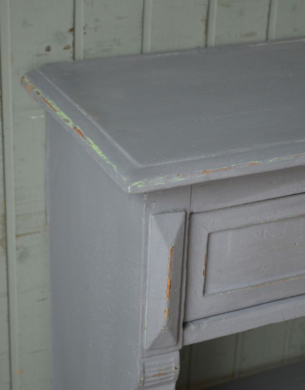アンティーク家具 フランスの可愛いアンティーク家具、グレーペイントのキャビネット。グレーのペイントはハイセンスなイメージ。(d-1050-f)
