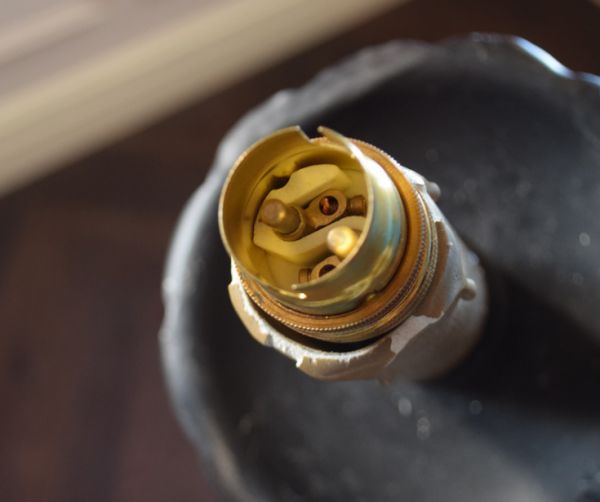 スタンドライト　照明・ライティング　フランス輸入のアンティーク照明、フリンジシェードのアイアンフロアランプ。全てオーバーホールしてありますので、安心してお使いください。(d-1098-f)