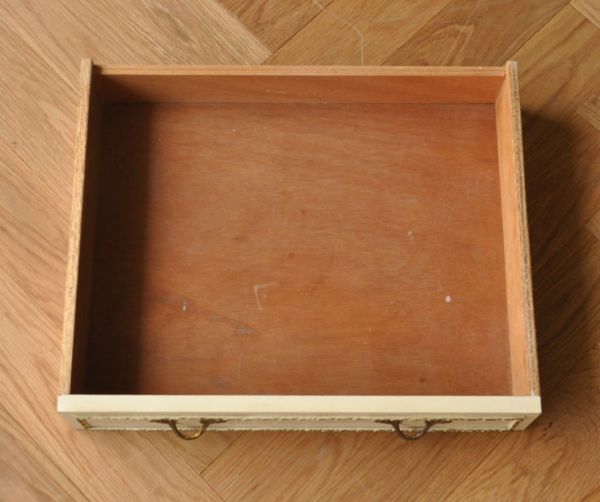 サイドバイサイド アンティーク家具 ドレッサーとして使えるアンティーク家具、大きなアイボリーのスタンドミラー(姿見)。引き出しです。(d-1134-f)