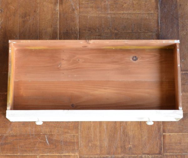 アンティークのキャビネット　アンティーク家具　アンティークのペイント家具、フランスのペイントのキャビネット（カウンター） 。引き出しの内側もキレイな状態なので何でも入れられます。(d-1160-f)