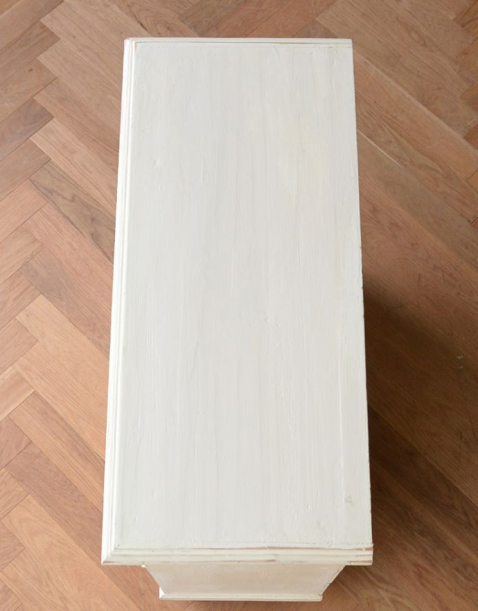 アンティークのキャビネット アンティーク家具 アンティークのペイント家具、フランスの香り漂うペイントのキャビネット(カウンター)。天板もキレイに仕上げました。(d-1187-f)