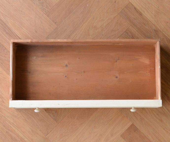 アンティークのキャビネット アンティーク家具 アンティークのペイント家具、フランスの香り漂うペイントのキャビネット(カウンター)。大きな引き出しが1杯付いています。(d-1187-f)