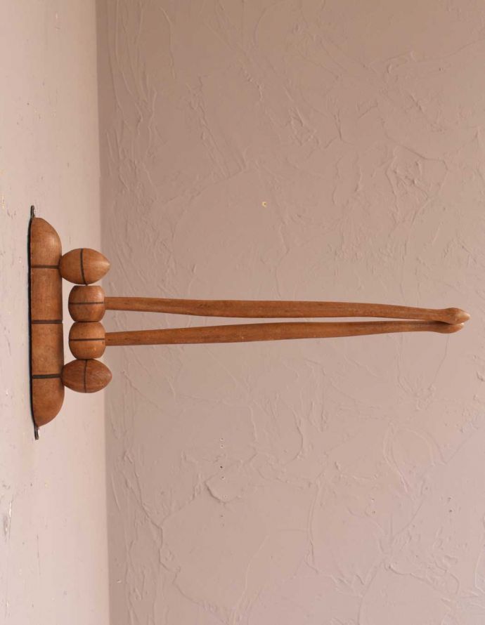 タオルハンガー・リング　アンティーク家具　イギリスアンティーク雑貨、キッチンクロスハンガー（タオルハンガー） 。ふきん、タオル、子どものスタイなど一気に乾かせて便利です。(d-1210-f)