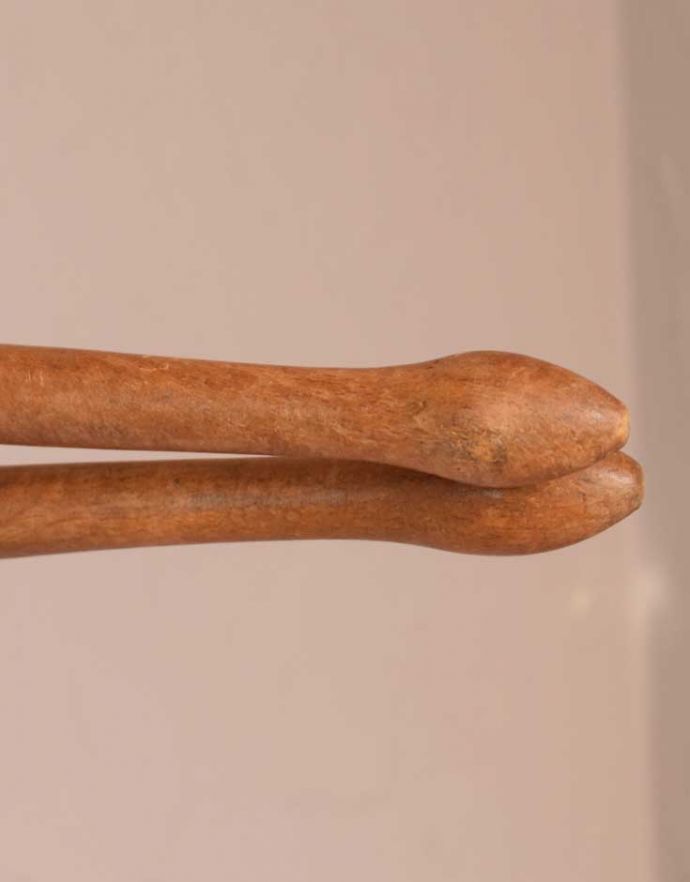 タオルハンガー・リング　アンティーク家具　イギリスアンティーク雑貨、キッチンクロスハンガー（タオルハンガー） 。やわらかなカーブが優しい雰囲気です。(d-1210-f)