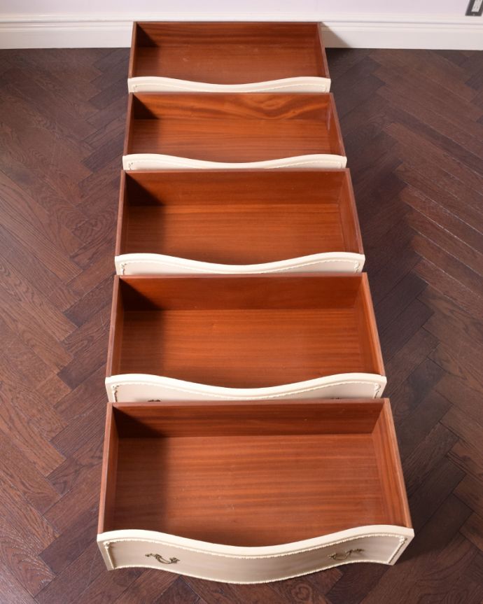 アンティークのチェスト アンティーク家具 華やかなチェストオブドローワー、ペイント仕上げのアンティーク家具。引き出しは5杯です。(d-1224-f)