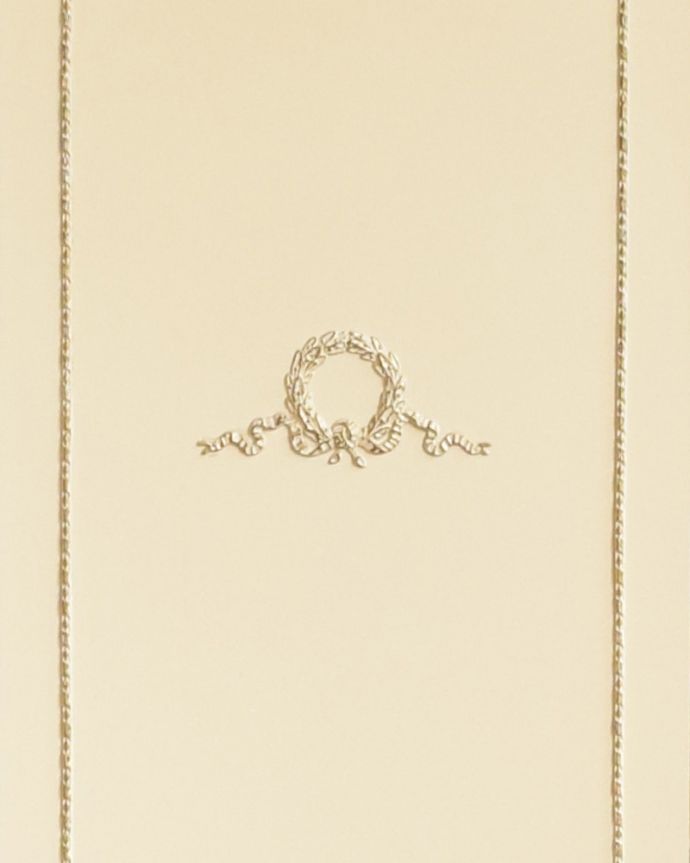 アンティークのチェスト　アンティーク家具　フレンチスタイルのチェストオブドローワー、ヨーロッパのアンティーク家具。細やかな装飾が美しいので、見ているだけでうっとりしちゃいます。(d-1226-f)