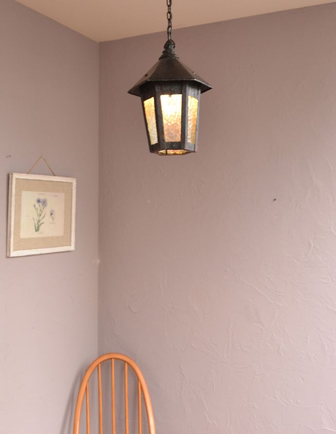 ペンダントライト　照明・ライティング　フランスから到着、アンティークペンダントランプ（Ｅ17シャンデリア球付）。あたたかい光がお部屋を包み込みます。(d-1286-z)