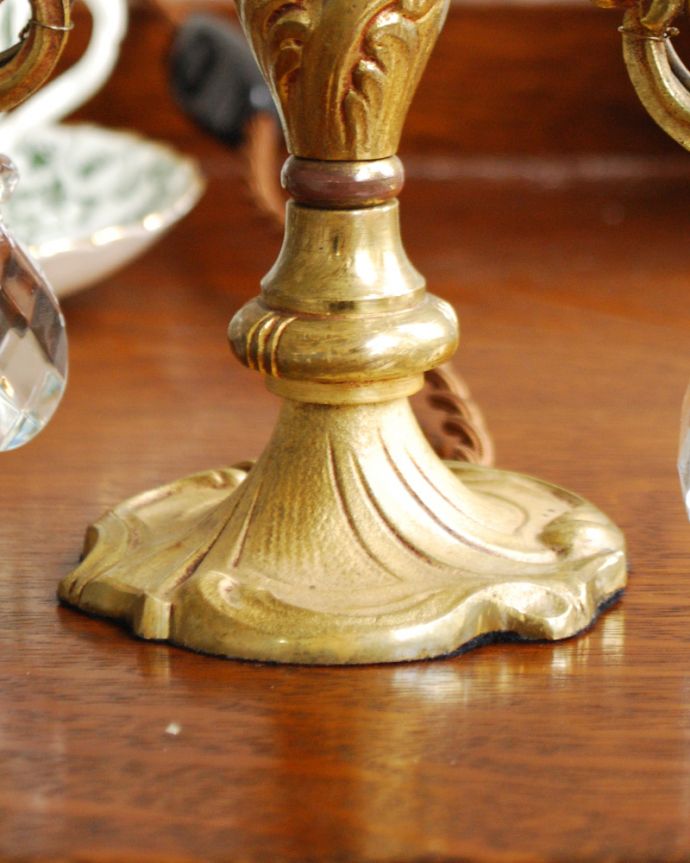 スタンドライト　照明・ライティング　美しいテーブルシャンデリア、フランスアンティーク照明（Ｅ17シャンデリア球付）。安定感のあるスタンドです。(d-1440-z)