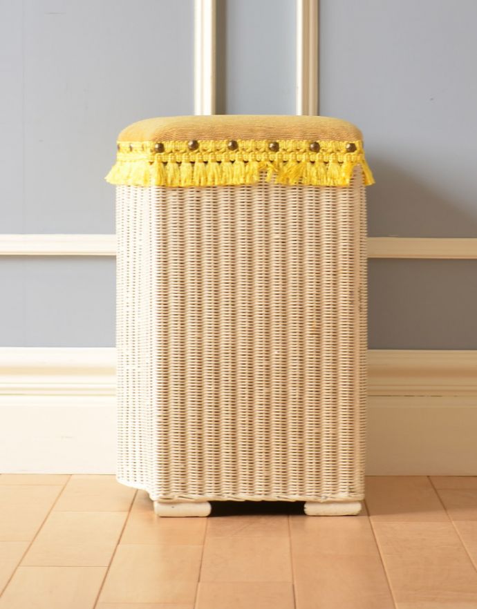 アンティーク｜ロイドルーム　アンティーク チェア　アンティークのロイドルームチェア、収納付きのスツール。サイドはこんな感じです。(d-868-c)