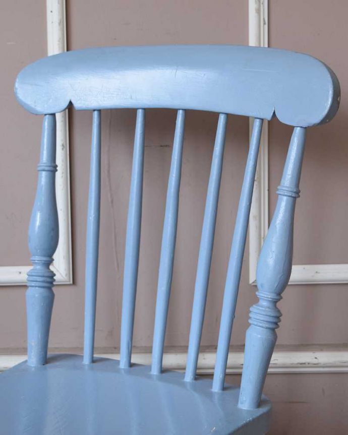 爽やかな水色のキッチンチェア、可愛いイギリスのアンティークの