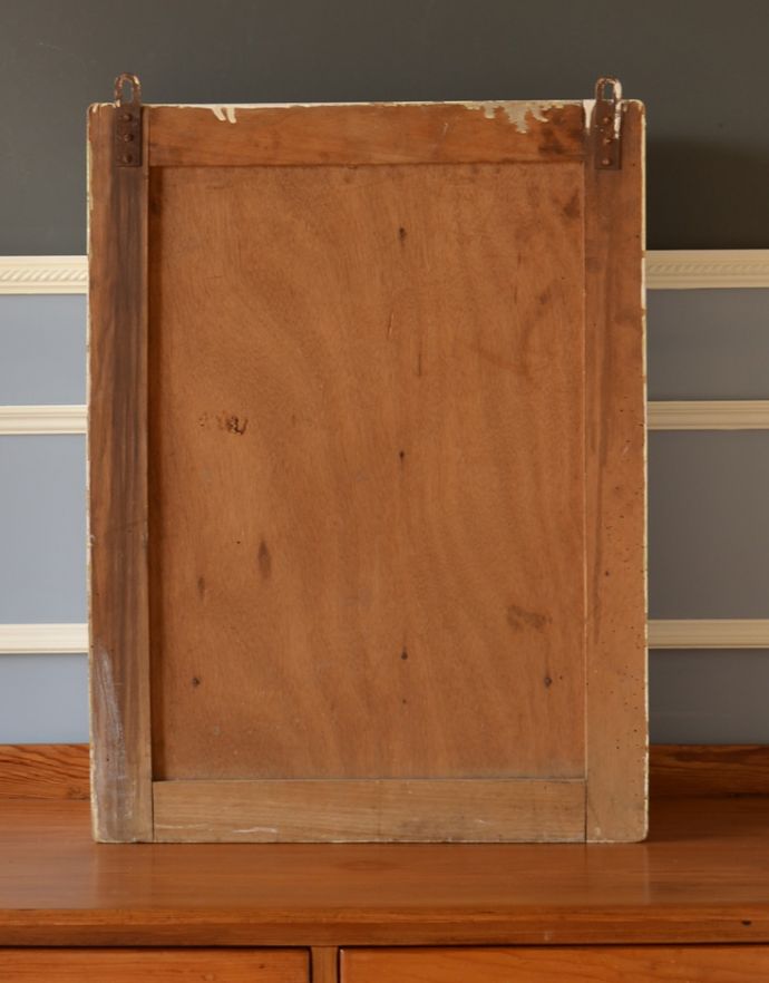ウォールシェルフ・ウォールハンガー　アンティーク家具　フランスで見つけたアンティークグリアージュキャビネット（スモールキャビネット）。裏側もキチンと仕上げているので、キレイな状態です。(d-947-f-2)