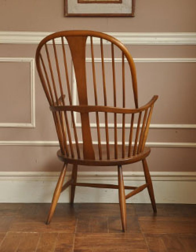 アーコールチェア　アンティーク チェア　レアな北欧テイストヴィンテージ家具、アーコール チェアメイカーズ チェア。後ろから見ても絵になってしまうんです。(ear-14-k)