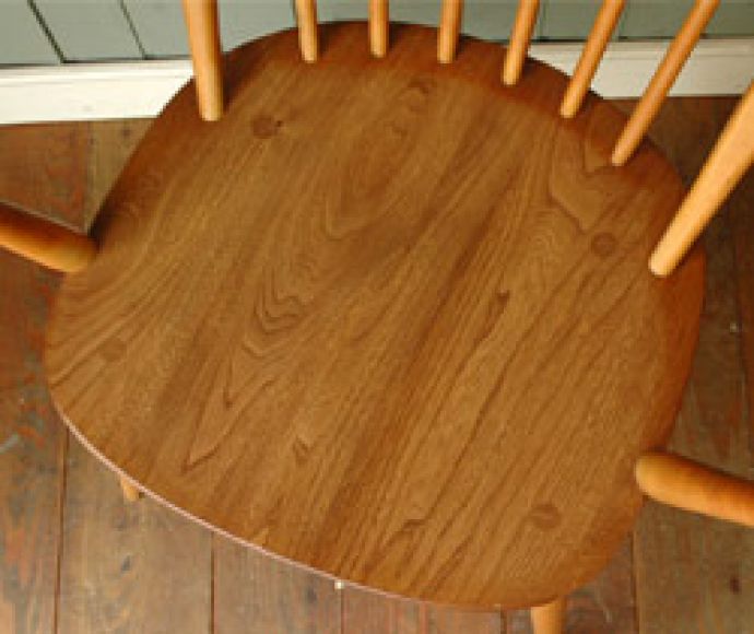 アーコールチェア　アンティーク チェア　肘掛付きのシンプルな椅子、アンティーク アーコール フープバックアームチェア （ワイド）。とってもキレイな座面。(ear-6al-a)