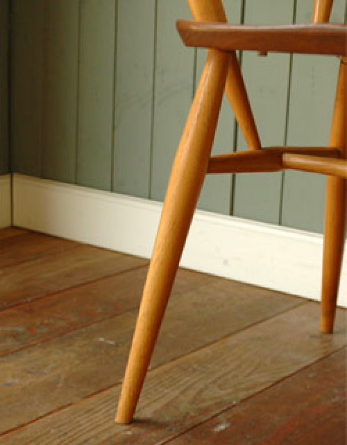 アーコールチェア　アンティーク チェア　肘掛付きのシンプルな椅子、アンティーク アーコール フープバックアームチェア （ワイド）。メンテナンスをしっかりしているので安心してお掛けください。(ear-6al-a)