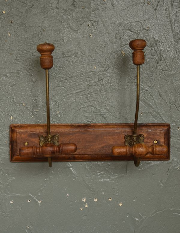 フック・フックボード　住宅用パーツ　アンティーク風コート＆ハットフック（ダブル）。フックは2つ。(gc-175)