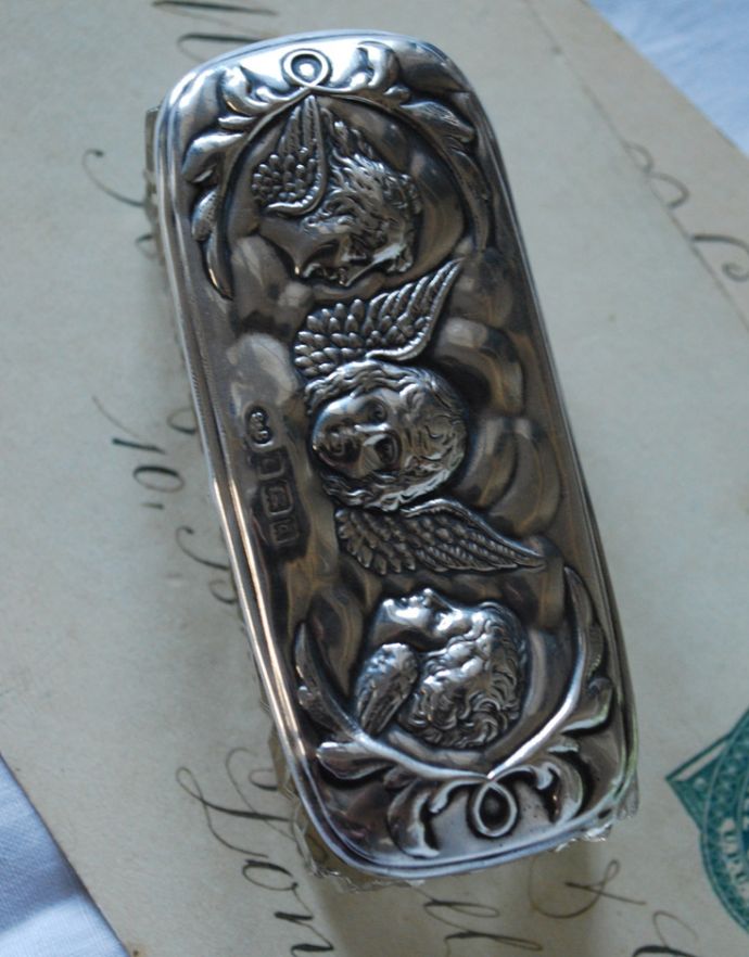 1900年代の英国の銀雑貨、高級感たっぷり！シルバー×ガラスの小物入れ