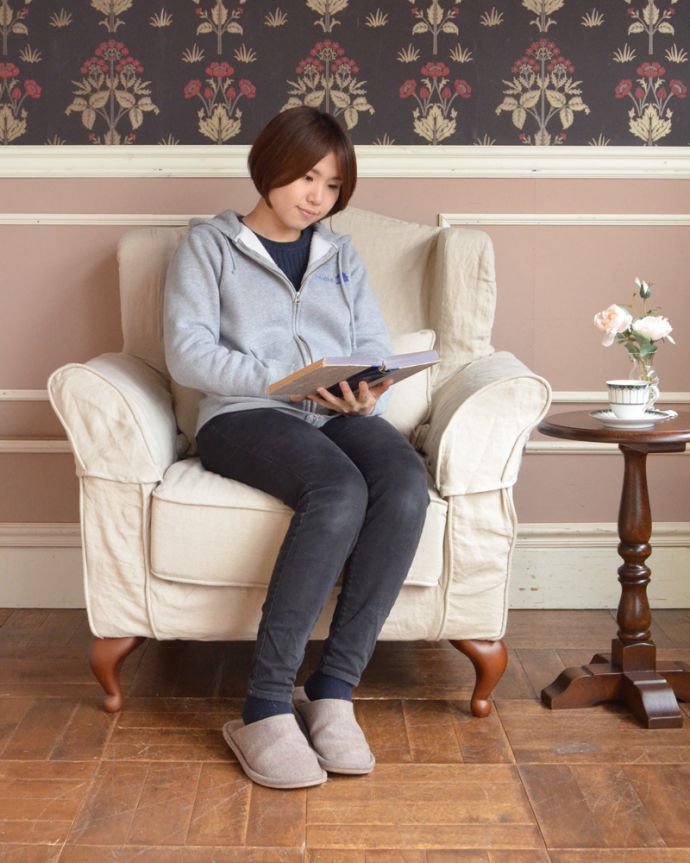 Handleオリジナル　アンティーク風　Handleオリジナルリネンソファ、洋書スタイルのお部屋には１人掛けソファ。まずはサイズ。(hos-04-a)