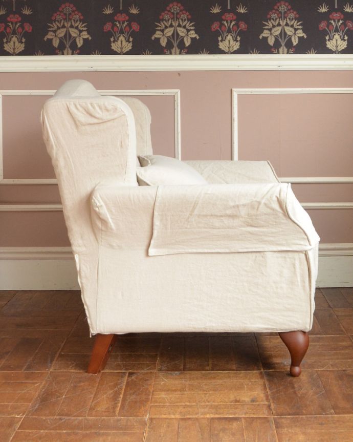 Handleオリジナル　アンティーク風　Handleオリジナルリネンソファ、洋書スタイルのお部屋には１人掛けソファ。横から見てもキレイです。(hos-04-a)