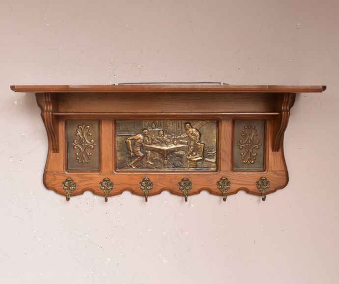 ウォールシェルフ・ウォールハンガー　アンティーク家具　真鍮細工が美しい・・・フランスアンティークのウッドシェルフ。木製で存在感のある本格的なインテリアです。(j-1301-f-1)