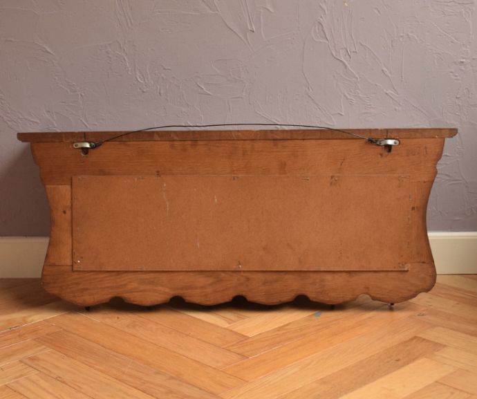 ウォールシェルフ・ウォールハンガー　アンティーク家具　真鍮細工が美しい・・・フランスアンティークのウッドシェルフ。きちんとメンテナンスしてあるので、裏側もキレイです。(j-1301-f-1)