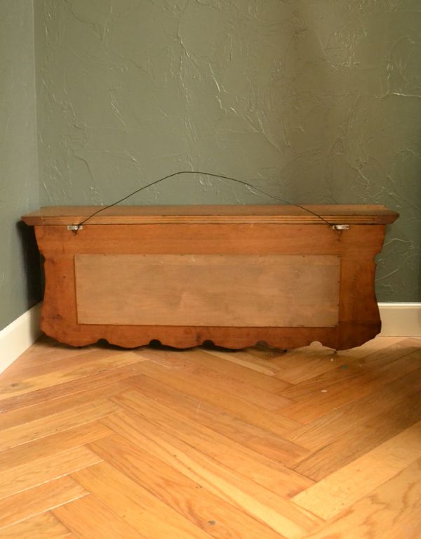 ウォールシェルフ・ウォールハンガー　アンティーク家具　アンティークの壁付け家具、フランスのおしゃれなウォールハンガー。専門の職人によってお直ししていますが、アンティークは新品ではありません。(j-1302-f)