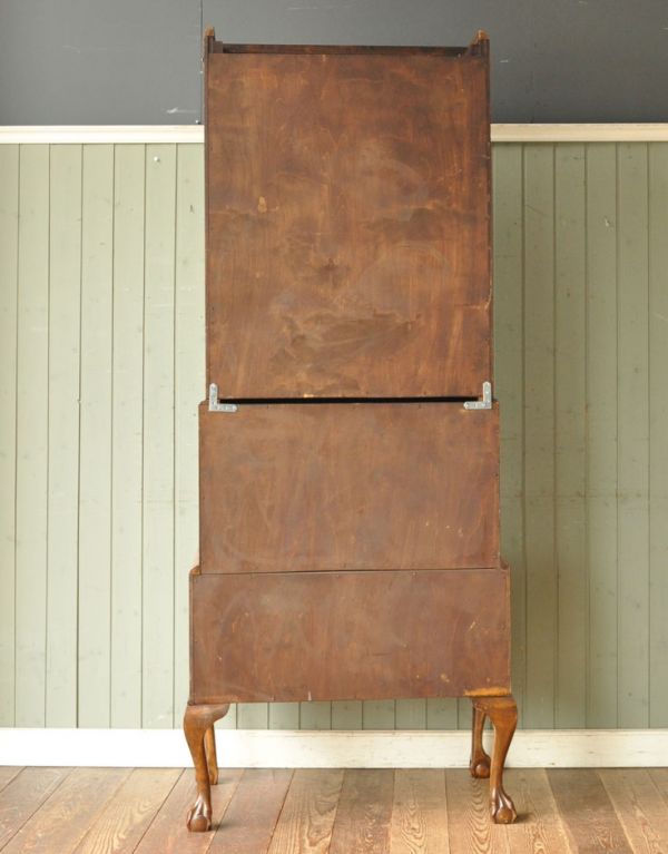 サイドバイサイド アンティーク家具 ガラスのキレイなアンティーク収納家具、英国のブックビューロー(本棚とデスク)。キチンとメンテナンスしてあるので、裏側もキレイです。(j-1325-f)