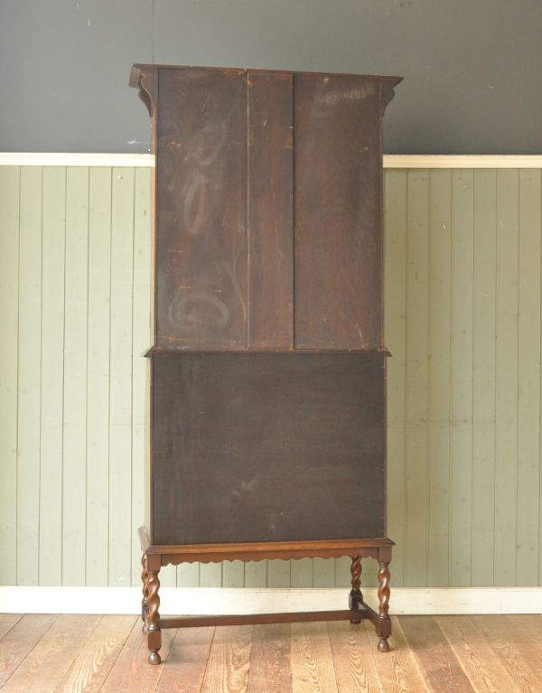 サイドバイサイド アンティーク家具 ガラスのアンティーク収納家具、英国のブックビューロー(本棚とデスク)。キチンとメンテナンスしてあるので、裏側もキレイです。(j-1336-f)