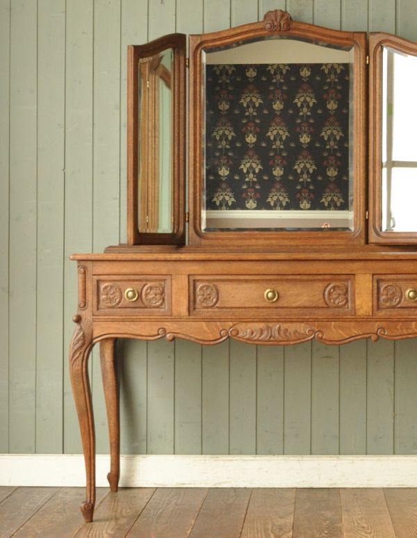 優艶な姿のアンティークフランス家具、ドレッサー（三面鏡）(j-1361-f