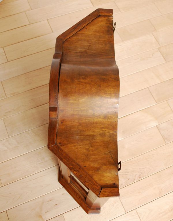 アンティーク家具　フランスのアンティーク家具、素敵なウォールキャビネット。天板もピカピカです。(j-1363-f)