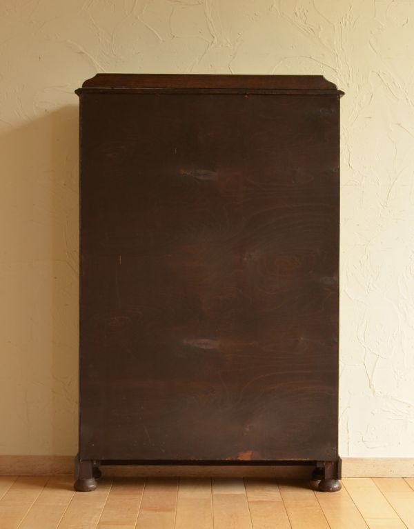 オープンシェルフ・オープンラック アンティーク家具 英国スタイルのアンティーク家具、オープン棚のブックシェルフ(本棚)。キチンとメンテナンスしてあるので、裏側もキレイです。(j-1399-f)