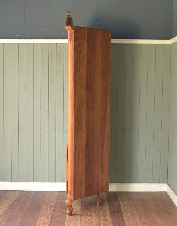 アンティーク家具　フランスのアンティーク家具、エレガントなコーナーキャビネット。丈夫に作られているので、長くお使いいただけます。(j-1416-f)