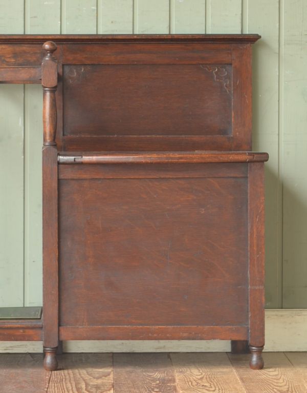 ロイドルームボックス アンティーク家具 英国らしい紳士のアンティークホールスタンド、ベンチ付のステッキスタンド(傘立て)。腰掛けやすいベンチ。(j-1456-f)