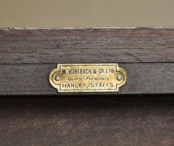 アンティークのキャビネット アンティーク家具 イギリスのアンティーク家具、ハーフムーンのコンソールキャビネット。メーカーのタグが残っていました。(j-1464-f)