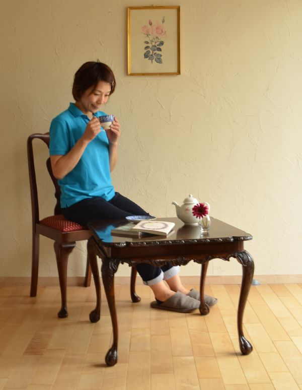 ロイドテーブル　アンティーク家具　持ち運びラクラクなアンティーク英国家具、美しいオケージョナルテーブル。そっとお部屋に置くだけで、オシャレな雰囲気に。(j-1471-f)