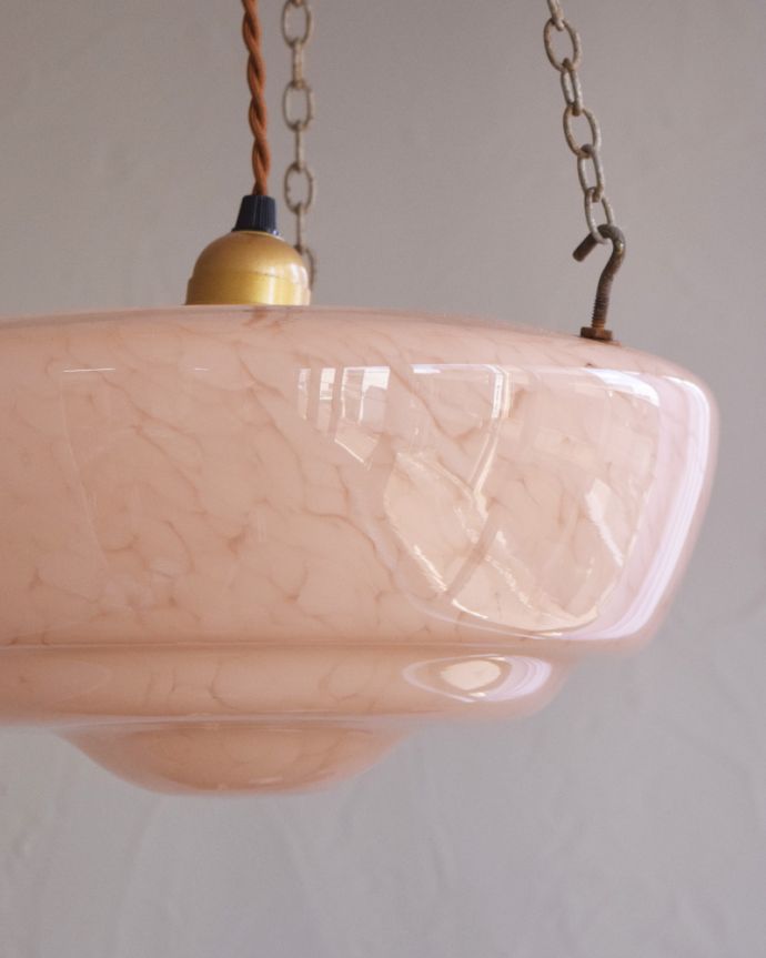 シャンデリア 照明・ライティング マーブルピンクが可愛いアンティークハンギングボウル(E26球付)。マーブル模様がとってもキレイ。(j-148-z)