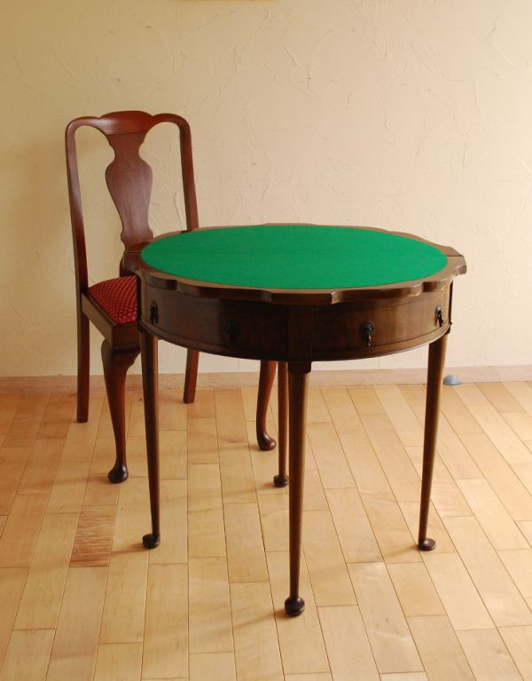 ロイドテーブル　アンティーク家具　英国の素敵なアンティーク家具、コンソール（ゲームテーブル）。このテーブルは、２WAYタイプ。(j-1510-f)