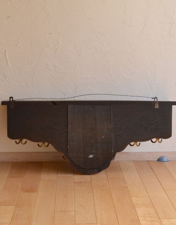 ウォールシェルフ・ウォールハンガー　アンティーク家具　アンティークの壁付け家具、フランスから届いた素敵なミラー付きウォールハンガー 。きちんとメンテナンスしてあるので、裏側もキレイです。(j-1537-f)