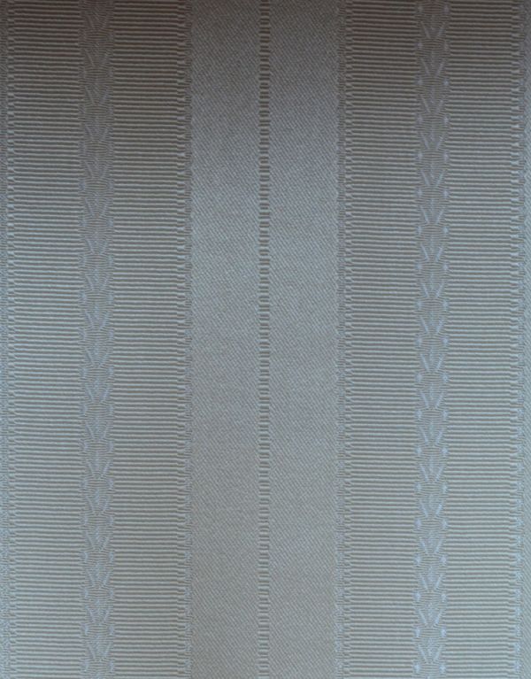 アンティークのキャビネット　アンティーク家具　優雅な南仏のアンティーク家具、ガラス扉のキャビネット。柄物の食器やお気に入りのアイテムが引き立つようなシンプルな生地に新しく張り替えました。(j-1542-f)