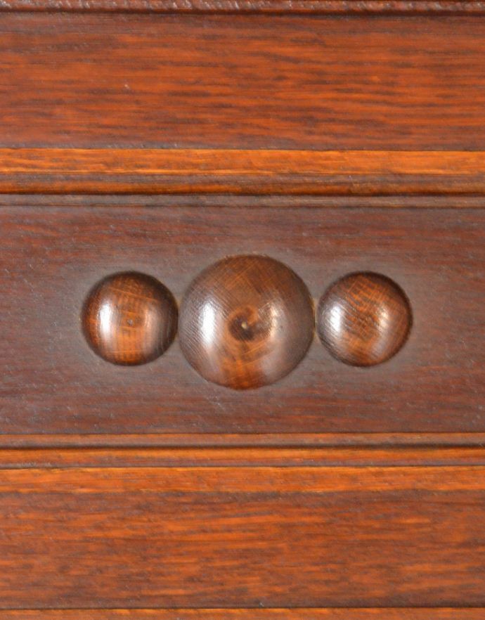 ロイドルームボックス　アンティーク家具　アンティークの英国インテリア、ツイストが美しいホールスタンド（コート掛け）。落ち着いて上品なデザインが日本のお家にも似合います。(j-1575-f)