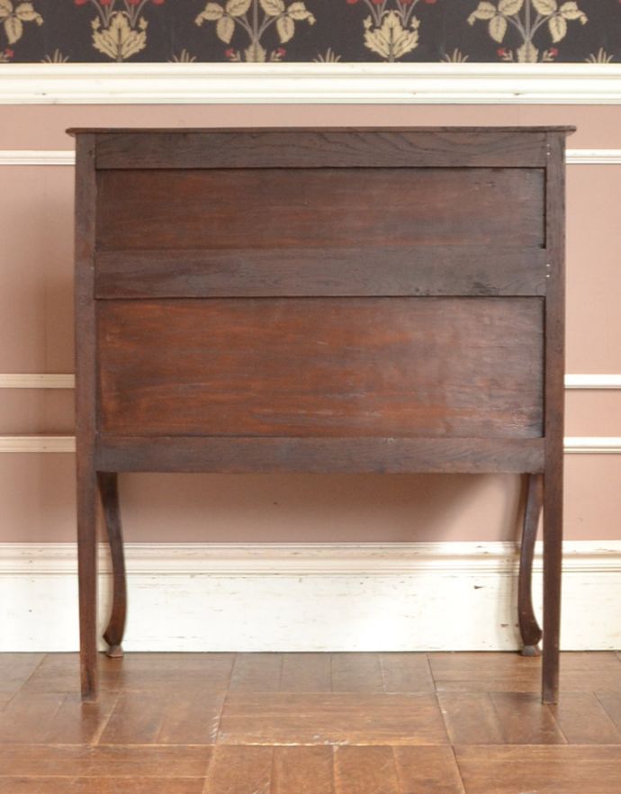 サイドバイサイド　アンティーク家具　どこにでも置けるサイズが魅力、英国のアンティークビューロー（デスク）。きちんとメンテナンスしてあるので、裏側もキレイです。(j-1689-f)