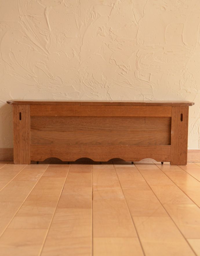 ウォールシェルフ・ウォールハンガー　アンティーク家具　フランスアンティークの壁付け家具、装飾が美しいウォールハンガー（壁付けシェルフ）。きちんとメンテナンスしてあるので、裏側もキレイです。(j-1640-f)