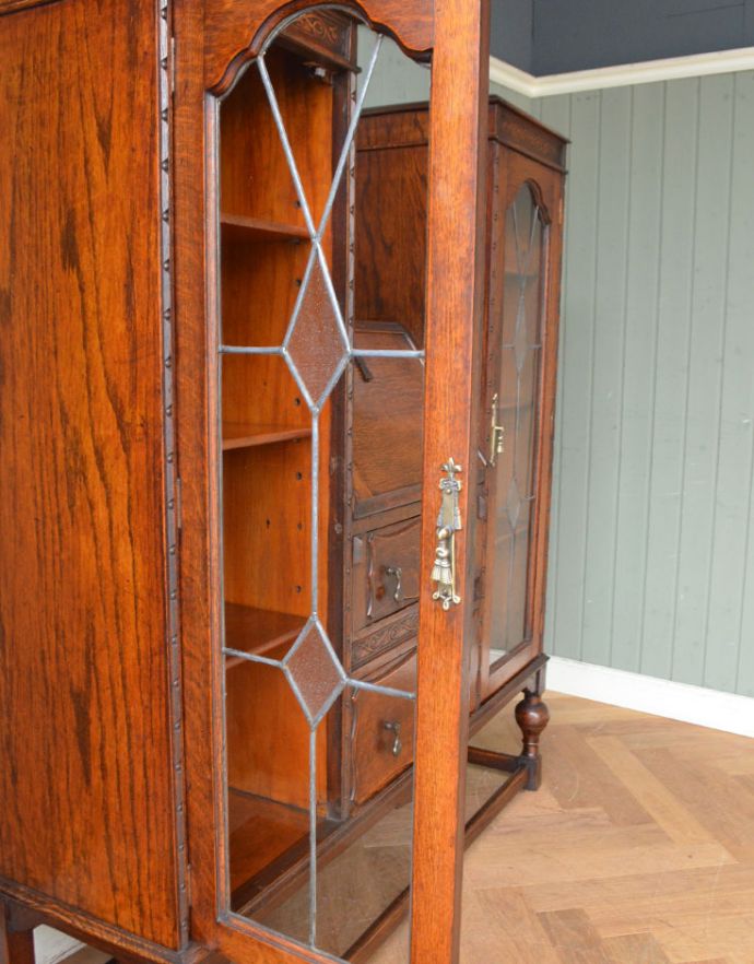 サイドバイサイド　アンティーク家具　イギリスで見つけた便利なアンティーク家具、本棚とデスクが一つになったサイドバイサイド 。ガラスもアンティークならでは。(j-1654-f)